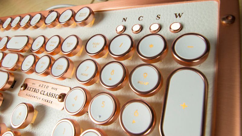 Illustration for article titled Azio Retro Classic Keyboard Review: The New Vintage